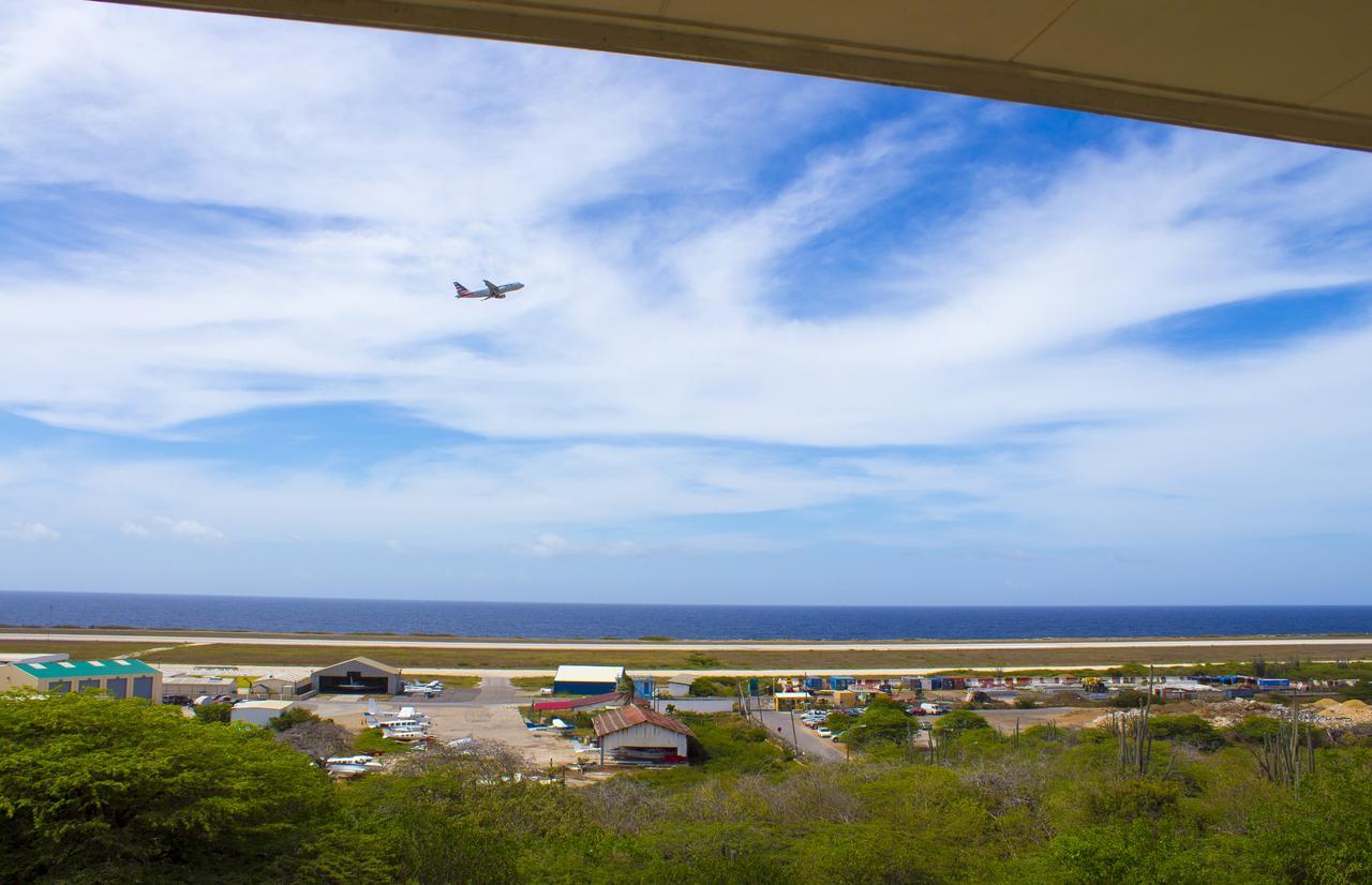 Curacao Airport Hotel Willemstad Exteriör bild